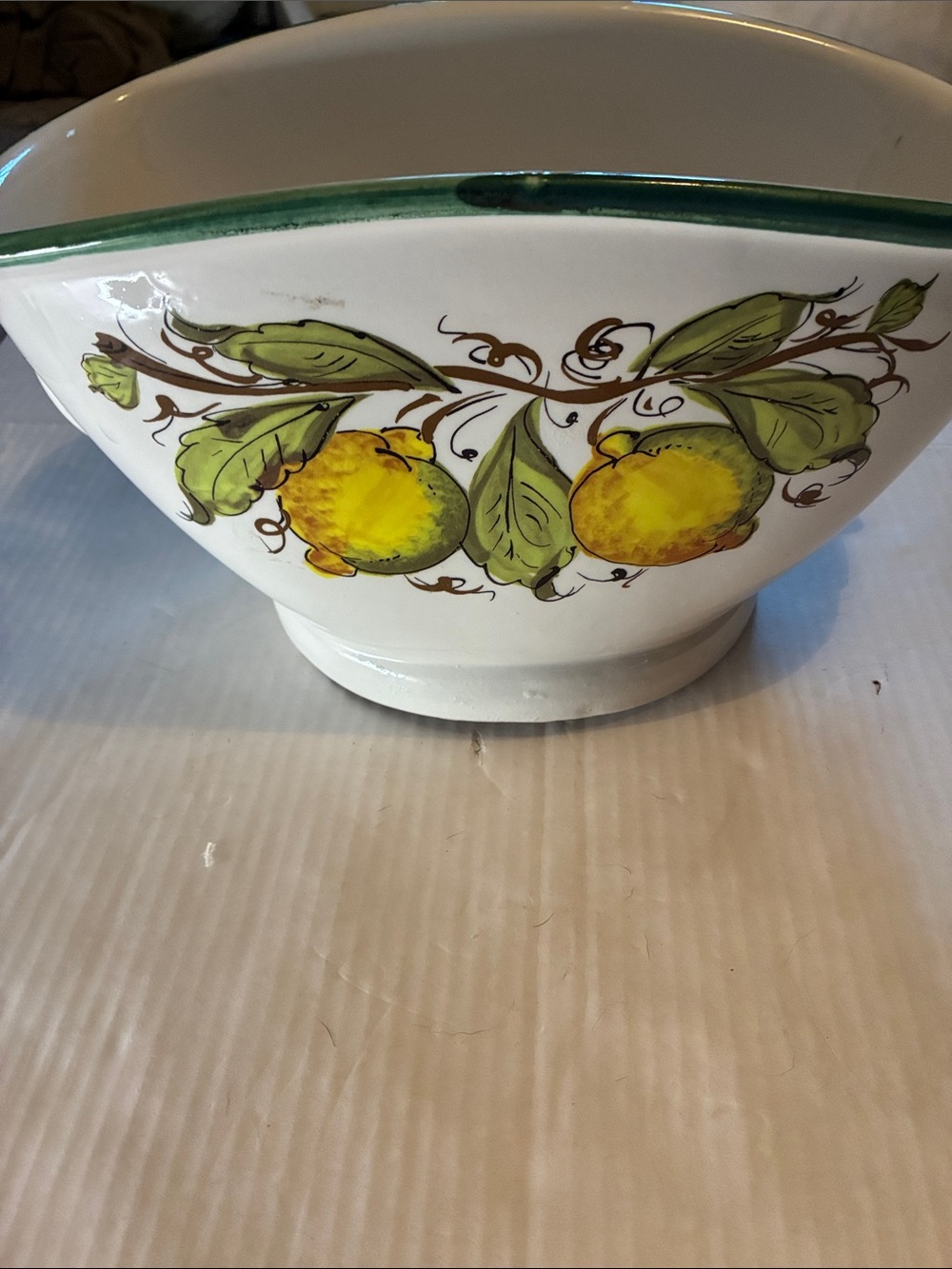 GorgeousMaestri Artigiani  Hand-Painted Fruit Ceramic Bowl in Yellow and Green